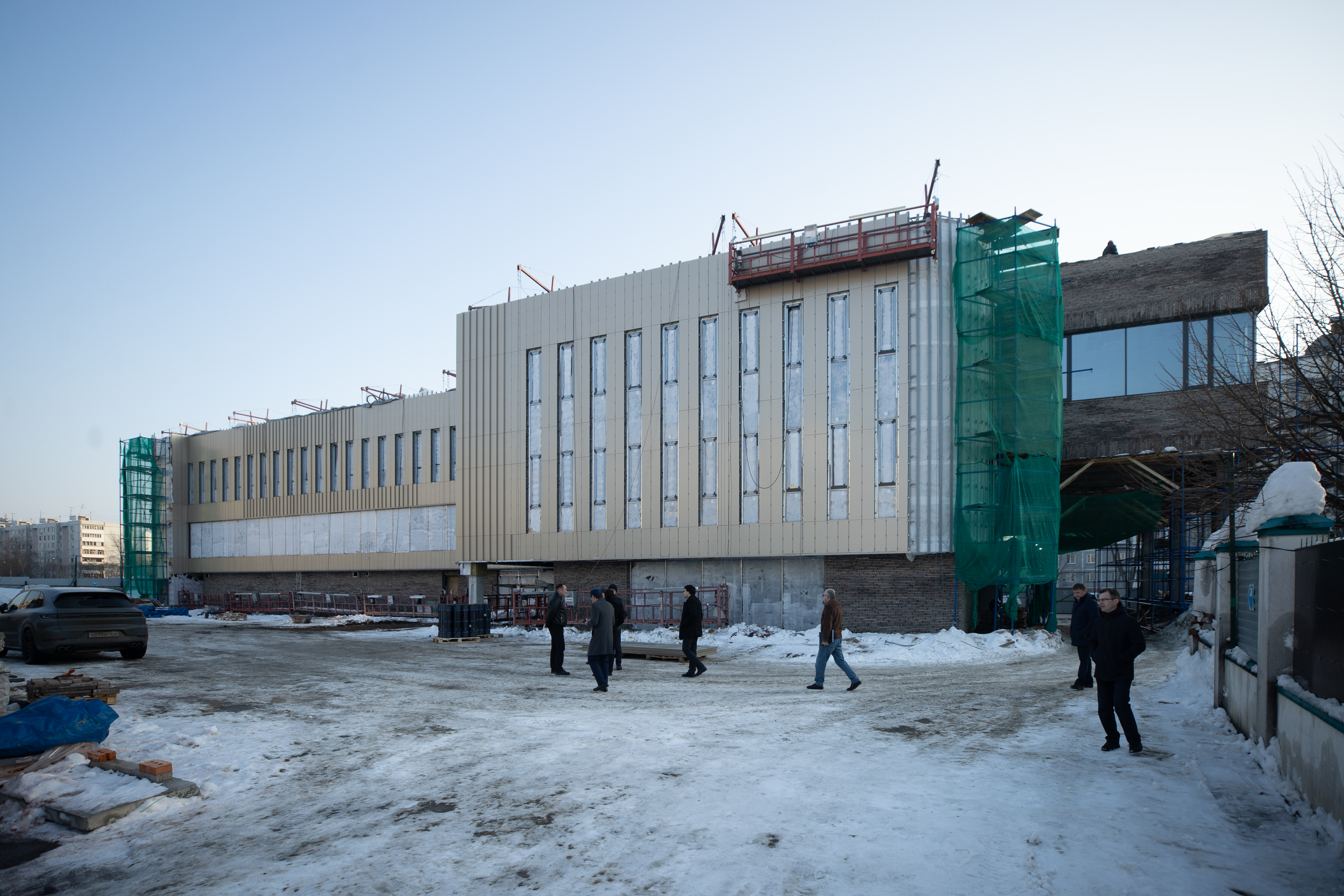 Мэр Казани посетил строительство инклюзивного центра "Ярдэм"