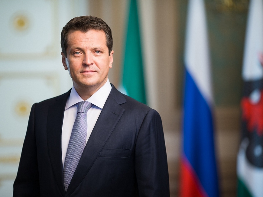 И.Метшин: «Каждый прочный счастливый союз – кирпичик в фундаменте большой сплоченной Семьи, которой и является наш с вами город»