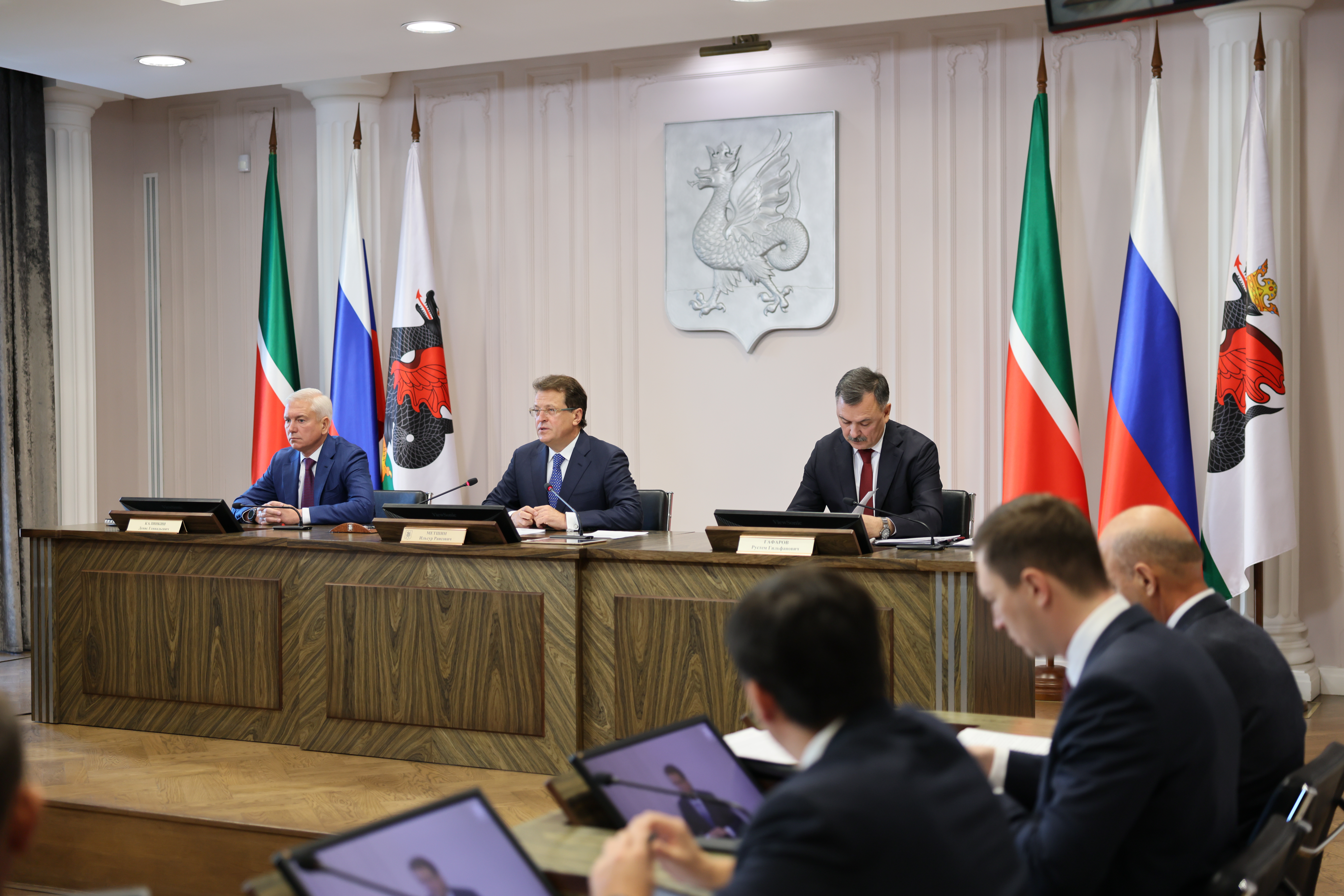 Деловой понедельник, 19.10.2026